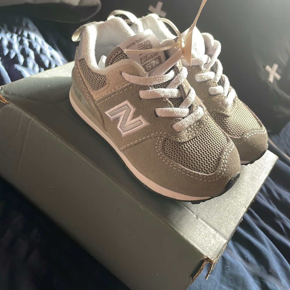 Toddler Grey New Balances 5C